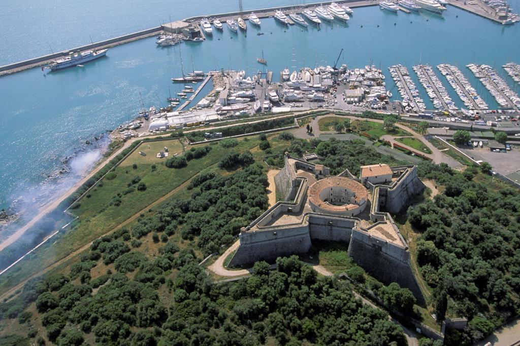 Lou Couquet Apartman Antibes Kültér fotó